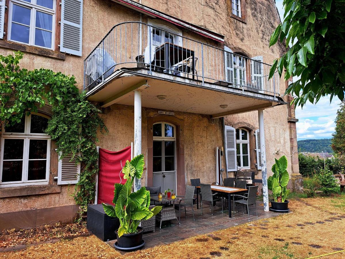 Schloss Hilbringen 梅尔齐 外观 照片